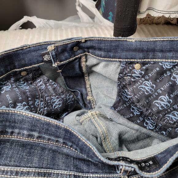 Rock & Republic Kasandra Jeans 12M Bootcut Blue Denim Mid Rise Studded Pockets - Picture 10 of 12